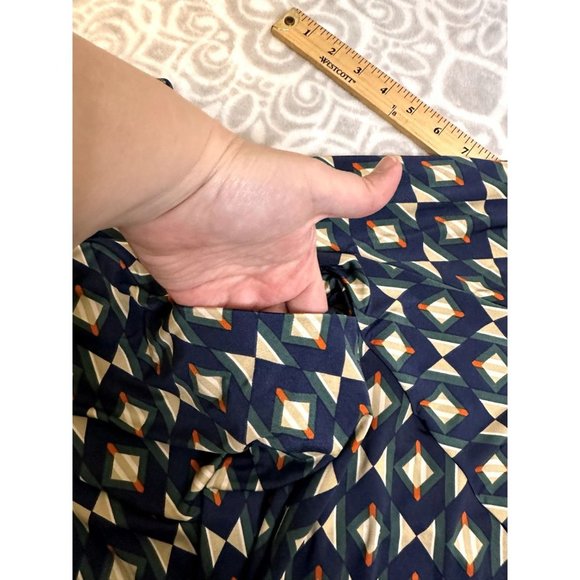 Audrey Whitmore Greenwhich Elbow Sleeve Wrap Dress geometric Print size 2x EUC - Picture 13 of 16